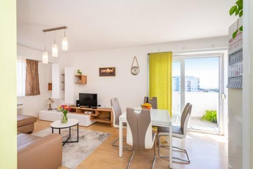 Bright Apartment Zadar