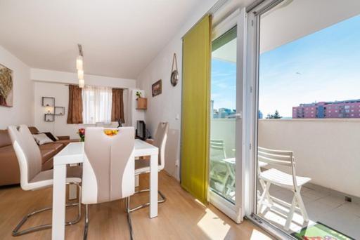 Apartment Bright