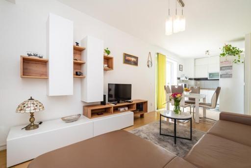 Bright Apartment